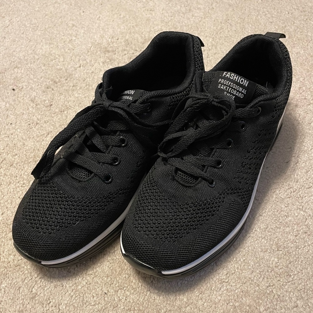 unisex sneakers
